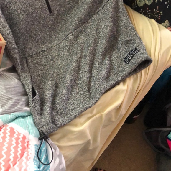 Sweater - Picture 5 of 5